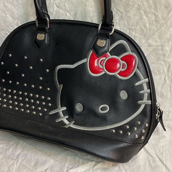 Hello Kitty bowler bag - Picture 3 of 16